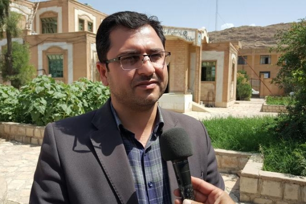 همکاری ومشارکت مردم در تحقق برنامه زمانبندی ستاد بازسازی بسیار مهم است / آهن آلات تعاونی در حال بارگیری وحمل به مناطق زلزله زده است