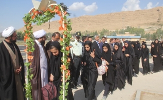 اعزام اولین کاروان راهیان نور دانش آموزان سرپلذهاب به مناطق عملیاتی غرب استان+ تصاویر