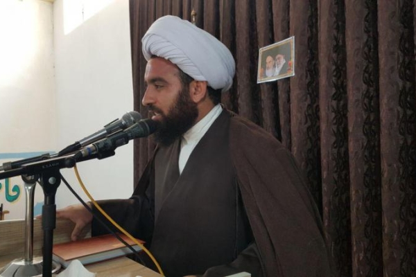 اربعین حسینی نمایش اتحاد وانسجام مسلمانان است / 13 آبان نماد استکبار ستیزی و انزجار از مستکبران جهان است