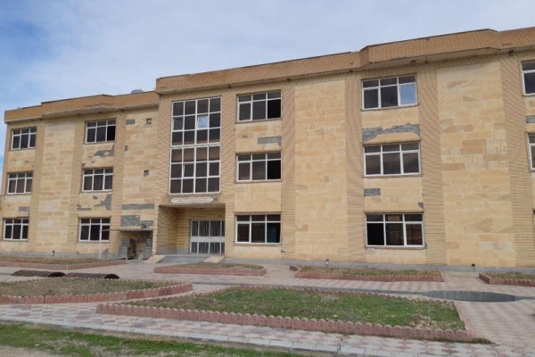 پس ازگذشت یکسال از زلزله دانشجویان سرپل ذهابی منتظر تحقق وعده های مسئولین