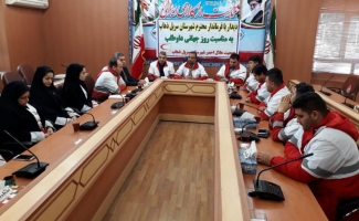 خدمات داوطلبان جمعیت هلال احمر در عرصه های گوناگون آشکار و شایسته تقدیر است