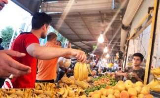 هیچ گونه کمبود میوه ای برای شب یلدا در شهرستان نداریم