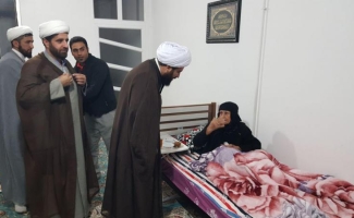 دیدارامام جمعه شهرستان سرپل ذهاب با خانواده های شهدا در شب یلدا