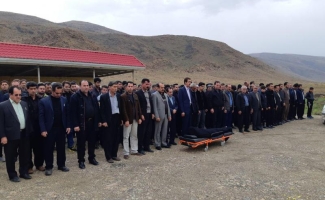 تشییع پیکر جانباز 70 درصد درشهرستان سرپل ذهاب