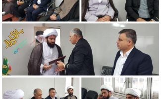 از زحمات امام جمعه و رییس شورای زکات شهرستان سرپل ذهاب تجلیل شد