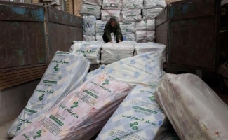 اهدا ۱۵۰۰تخته تشک ابری ویژه سالمندان زمینگیردر روستاهای مناطق محروم توسط کمیته امداد سرپل ذهاب