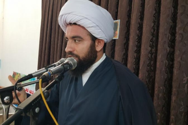 وضعیت اقتصادی و معیشتی مردم  با هدف  انقلاب دراین خصوص فاصله دارد / پیمان های سیاسی بین المللی مانع پیشرفت کشور می شوند