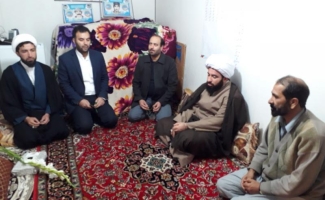 دیدار با خانواده های شهدا و جانبازان سرپل ذهاب به مناسبت چهلمین سالگرد پیروزی انقلاب اسلامی