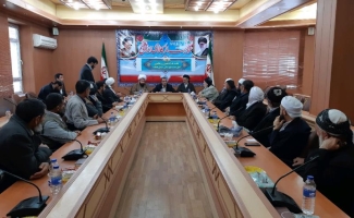 جلسه هم اندیشی روحانیون اهل تسنن و تشیع در سرپل ذهاب برگزار شد