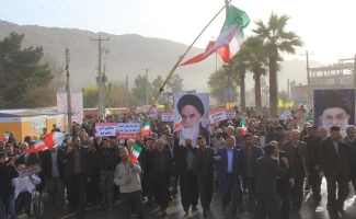 راهپیمایی 22 بهمن فردا ساعت 10 صبح از میدان امام خمینی(ره) در سرپل ذهاب آغاز می شود