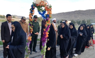 اعزام کاروان دانش آموزی سرپل ذهاب به مناطق عملیاتی جنوب کشور