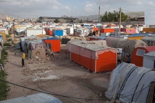 حال دل مردم زلزله زده سرپل ذهاب در آستانه سال نو خوب نیست / مسئولین به فکر چاره ای باشند