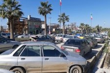 پارک دوبله و سوبله خودروها، نفس خیابان‌ها را تنگ می‌کند/ ترافیک دردسر جدید سرپلذهابی ها