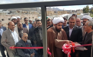 مصلای نماز جمعه شهرستان سرپلذهاب با حضور امام جمعه و  مسئولین اداری شهرستان افتتاح شد