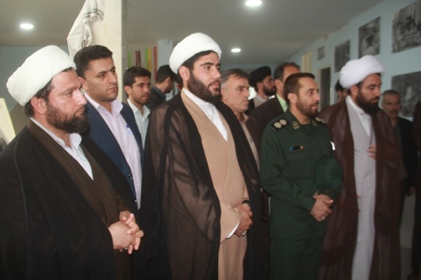 نمایشگاه "فاتحان آسمان" به مناسبت گرامیداشت روز شهید در سرپلذهاب گشایش یافت