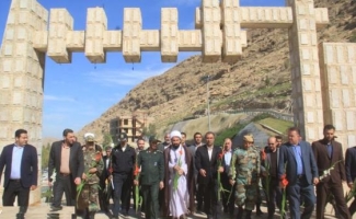 غبار روبی گلزار شهدای گمنام شهرستان سرپل ذهاب به مناسبت گرامیداشت روز شهید