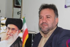 حرکت خودجوش مردم زلزله زده برای کمک به سیل زدگان قابل تقدیر است/ لزوم توجه مسئولین به بازسازی مناطق زلزله زده و رفع مشکلات زلزله زدگان 