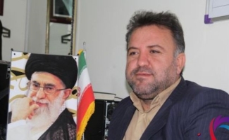 حرکت خودجوش مردم زلزله زده برای کمک به سیل زدگان قابل تقدیر است/ لزوم توجه مسئولین به بازسازی مناطق زلزله زده و رفع مشکلات زلزله زدگان 