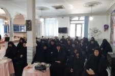 دیدار و گفتگو مسئولین سرپل ذهاب با سرای سالمندان به مناسبت هفته سلامت