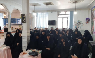 دیدار و گفتگو مسئولین سرپل ذهاب با سرای سالمندان به مناسبت هفته سلامت
