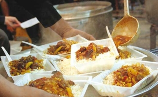 کمیته امداد امام خمینی (ره)سرپل ذهاب آماده جمع آوری کمکهای نقدی وغیرنقدی خیرین نیکوکارجهت تهیه افطاری 