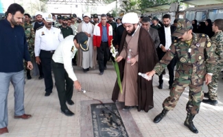 مهمانی لاله ها در گلزار شهدای شهرستان سرپلذهاب