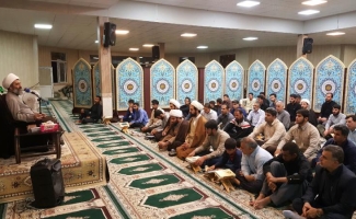 مردم سرپل ذهاب در نخستین شب از لیالی قدر یکپارچه ندای بندگی سر دادند