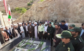 میهمانی لاله ها در گلزار شهدای شهرستان سرپلذهاب