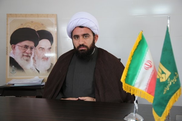 پلیس مسئول حفظ امنیت جامعه و برخورد با رفتار فحشا آفرین است / لزوم تقدیر از وظیفه شناسی مامورین در برخورد باهنجارشکنان در جامعه