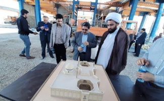 حضور رئیس بنیاد مسکن انقلاب اسلامی کشور در سرپلذهاب و بازدید از محل ساخت بقعه احمدبن اسحاق و مسکن مهر شهید شیرودی
