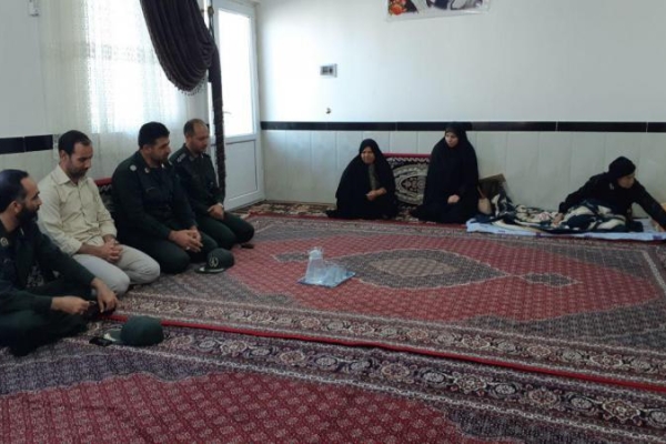 حفظ حجاب وعفاف از وصیتهای مهم شهداء است / حضور در کنار خانواده شهداء باعث تقویت روحیه خدمتگزاری در مسئولین می شود