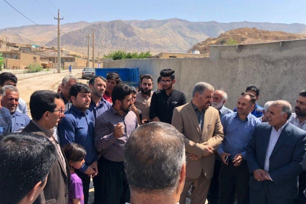 بازدیدن نماینده شهرستانهای قصرشیرین ،سرپلذهاب و گیلانغرب در مجلس شورای اسلامی  از بخش قلعه شاهین / آب آشامیدنی و جاده مهمترین مشکلات مردم این بخش است 