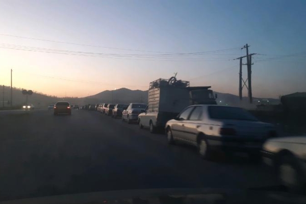 صف های طولانی خوردوهای سرپلذهابی در صف سوخت سی ان جی/مسئولین رسیدگی کنند