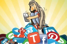 شب نشینی های فضای مجازی آسیب آور است/ مردم این زمانه برای دوری ازهم به هر بهانه ای متوسل می شوند