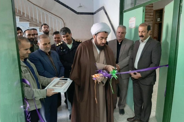 نمایشگاه آثار خوشنویسی به مناسبت دهه مبارک فجردر شهرستان سرپلذهاب گشایش یافت