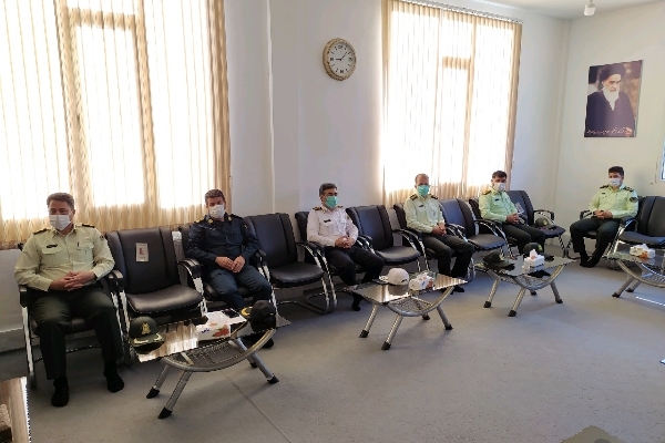 دیدار فرمانده و پرسنل انتظامی شهرستان سرپل ذهاب با امام جمعه به مناسبت هفته نیروی انتظامی