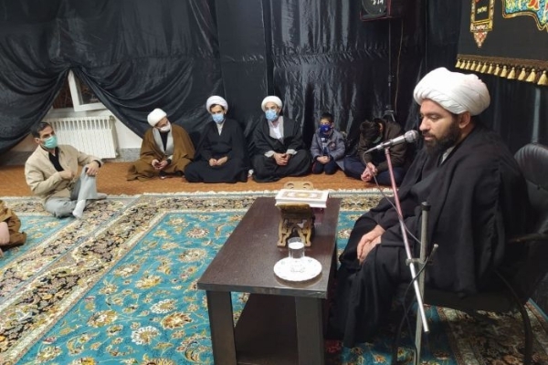 برگزاری مراسم عزاداری سالروز شهادت حضرت فاطمه زهرا(س) در حوزه علمیه باقرالعلوم شهرستان