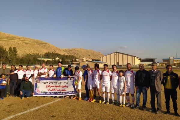 قهرمانی تیم فوتبال شهید رضایی نیا / نماینده اسلام آباد غرب دوم شد