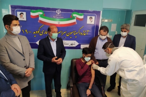 اجرای فاز اول واکسیناسیون کووید ۱۹ در بیمارستان شهدای سرپلذهاب