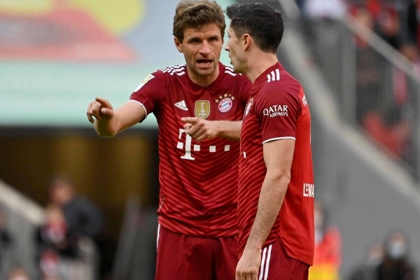 توماس مولر: شاید مسی بهترین بازیکن تاریخ باشد اما لواندوفسکی شایسته توپ طلای 2021 بود