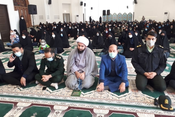 مراسم جشن بزرگ حضرت زهرا(س) در جوار حرم احمد ابن اسحاق(ره) در سرپلذهاب برگزار شد