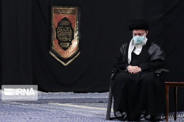 مراسم عزاداری شام غریبان حسینی با حضور رهبر معظم انقلاب اسلامی برگزار شد