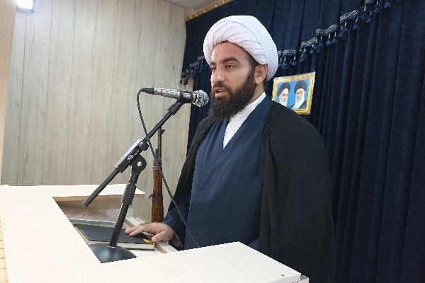 آزادگان نمونه های بی نظیر وفاداری به آرمانهای اسلام وانقلاب هستند / حمله به نویسنده مرتد کتاب آیات شیطانی زنگ خطری برای عاملان ترور شهید سلیمانی است