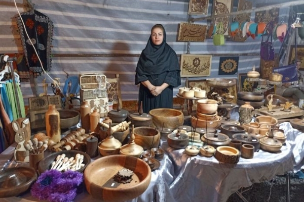 برپایی نمایشگاه صنایع دستی و سوغات شهرستان در موکب های اربعین حسینی