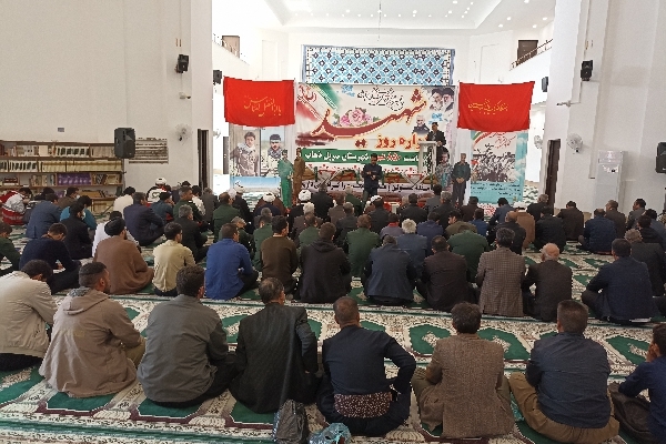 بزرگداشت روز شهدا در جوار حرم احمدابن اسحاق(ره) سرپلذهاب برگزار شد