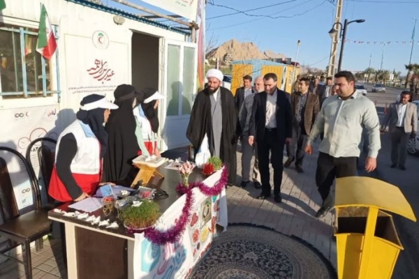 بازدید امام جمعه و فرماندار سرپل‌ذهاب از ستاد استقبال میهمانان نوروزی شهرستان