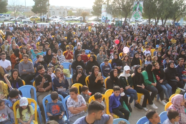 آب و هوای بهاری و مطبوع سرپل‌ذهاب در ایام نوروز / استقبال بی نظیر مسافرین و گردشگران نوروزی از مناطق دیدنی سرپلذهاب