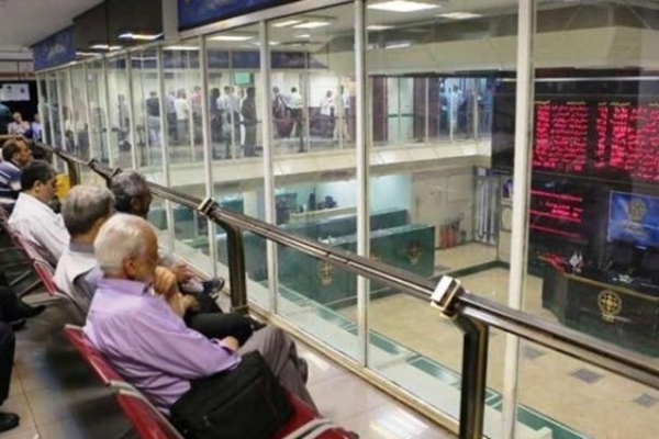 بانکی‌ها پیشران بورس در سومین روز معاملاتی سال جدید/ کاهش ریسک‌های بیرونی عامل رشد بازار سهام