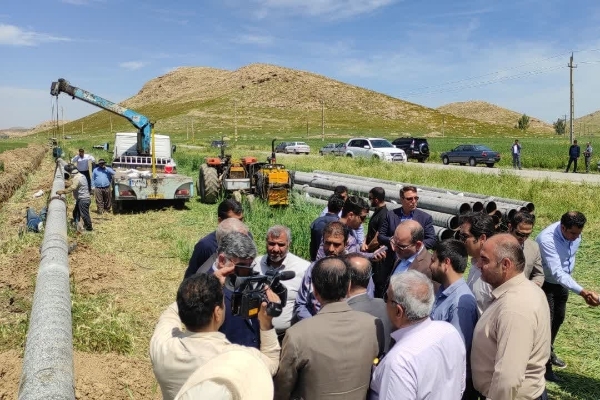 بازدید مسئولین از پروژه های گازرسانی به مناطق روستایی شهرستان