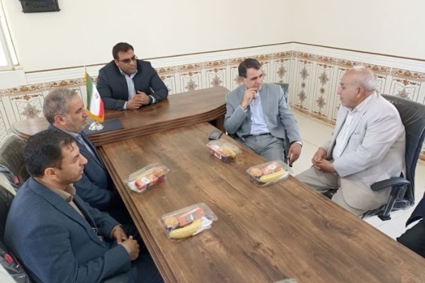 مراسم بزرگداشت روز کارگر در کارخانه آرد شیاکوه غرب سرپل ذهاب برگزار شد